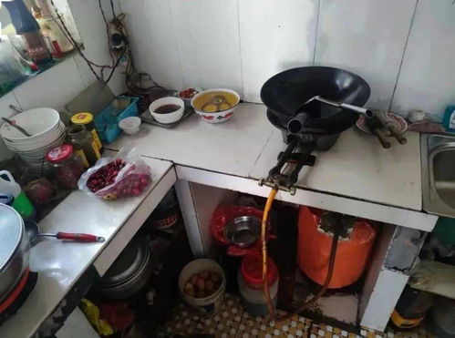 淄博餐饮厨房用具加工红黑榜发布，整改前后对比图彰显治理成效